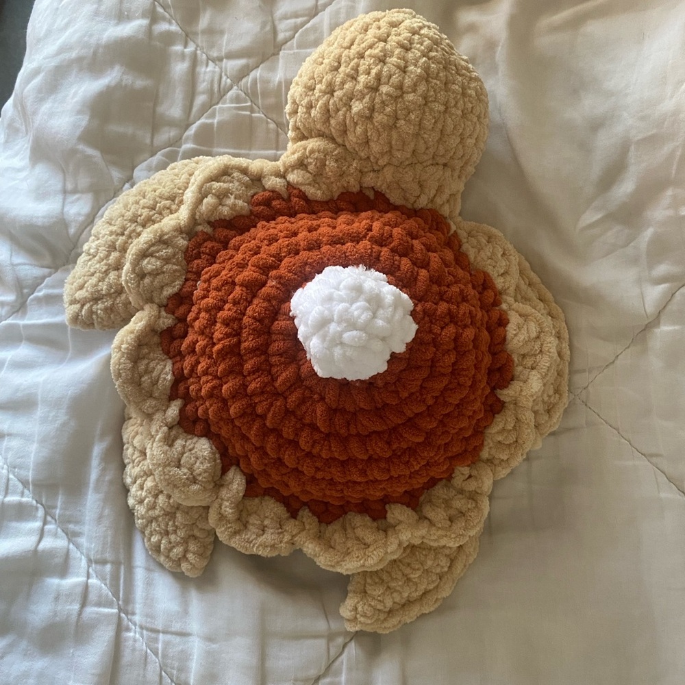Pumpkin Pie crochet turtle - Picture 2 of 4